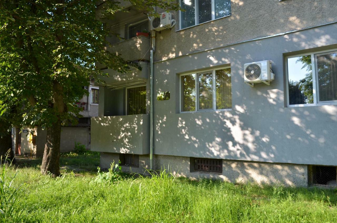 Luxury Apartment Near Varna, Located In Targovishte Luaran gambar