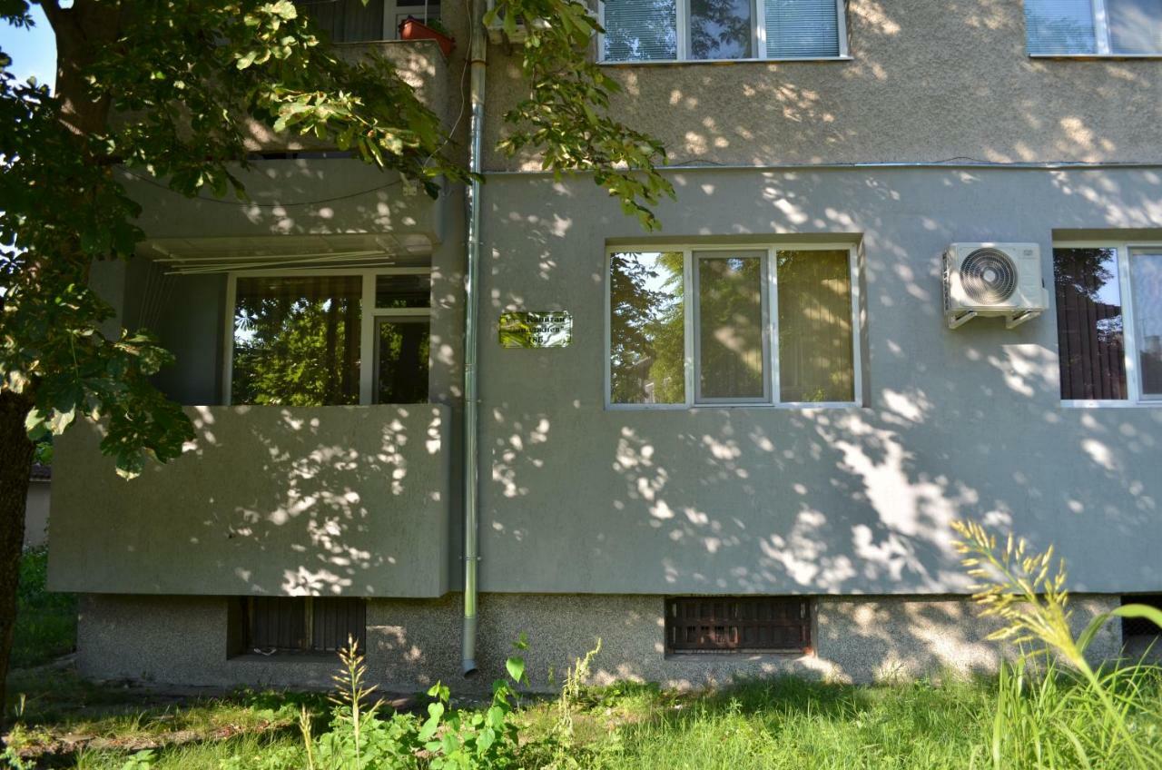 Luxury Apartment Near Varna, Located In Targovishte Luaran gambar